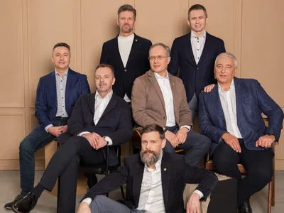 BRAND STRATEGY: įmonės įvaizdžio fotosesija (kaina už val.)